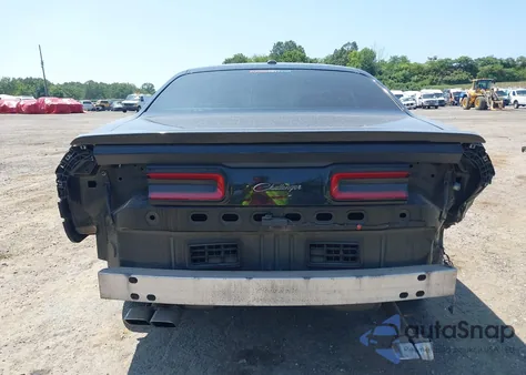 2015 Dodge Challenger R/T z USA, uszkodzony, nr VIN 2C3CDZAT9FH737320